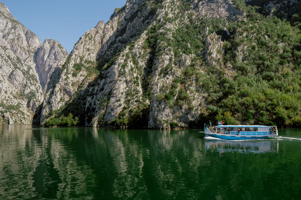 Komani Lake Ferry: Schedule, Prices, and How to Board